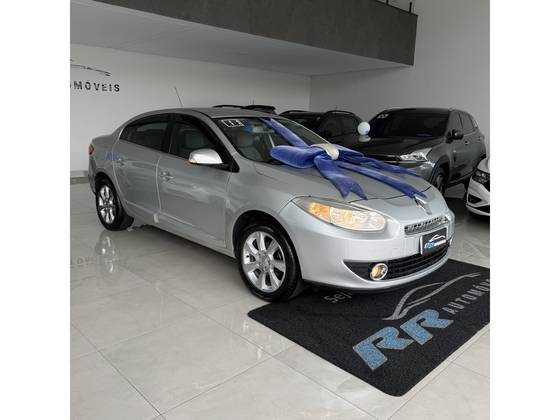 RENAULT FLUENCE 2.0 PRIVILÉGE 16V FLEX 4P AUTOMÁTICO RENAULT FLUENCE 2.0 PRIVILÉGE 16V FLEX 4P AUTOMÁTICO